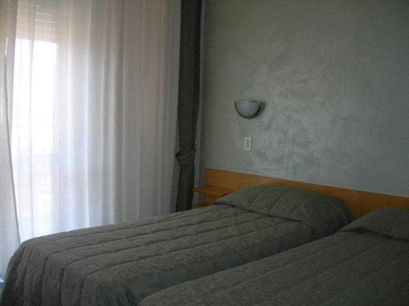 Hotel Sorriso Brenzone sul Garda Exterior foto