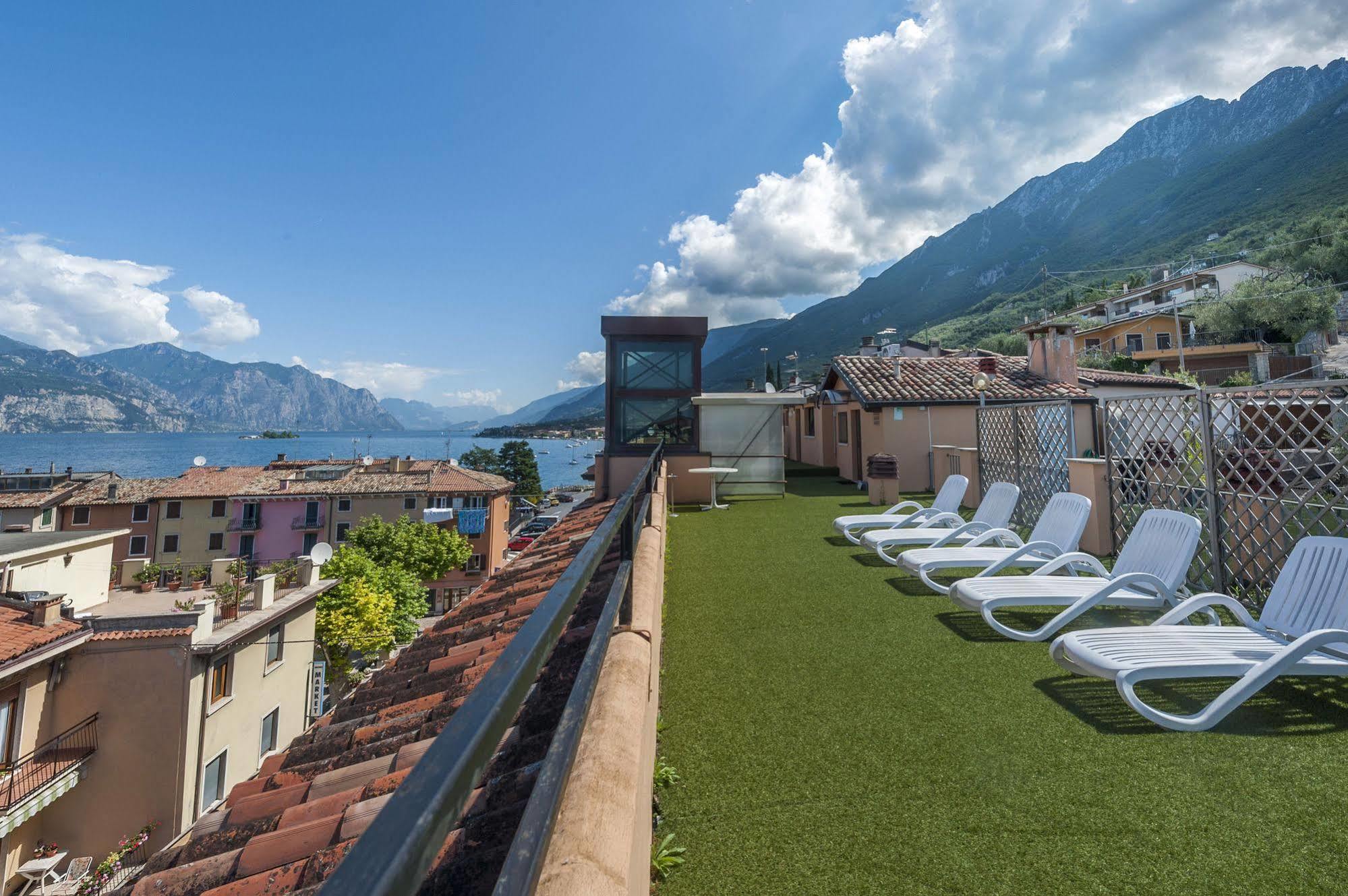Hotel Sorriso Brenzone sul Garda Exterior foto